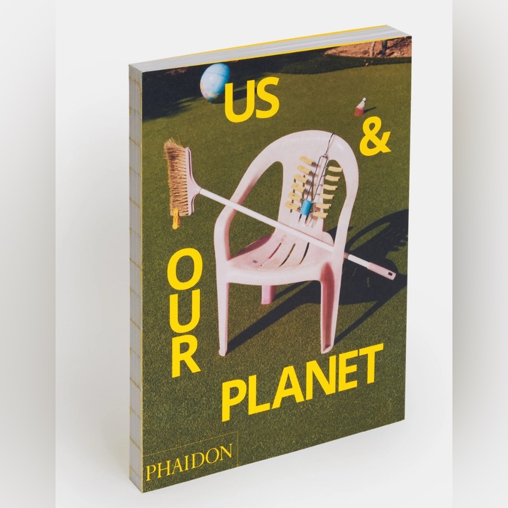 Like New - Phaidon Us & How We Live coffee table book